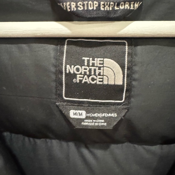 The North Face Women’s HyVent Down Insulated Parka – Black, Size Medium - Picture 4 of 4
